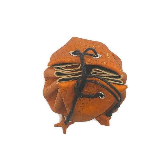 Kork-Geldbörse und veganer Beutel mit Kordelzug für Münzen in Orange