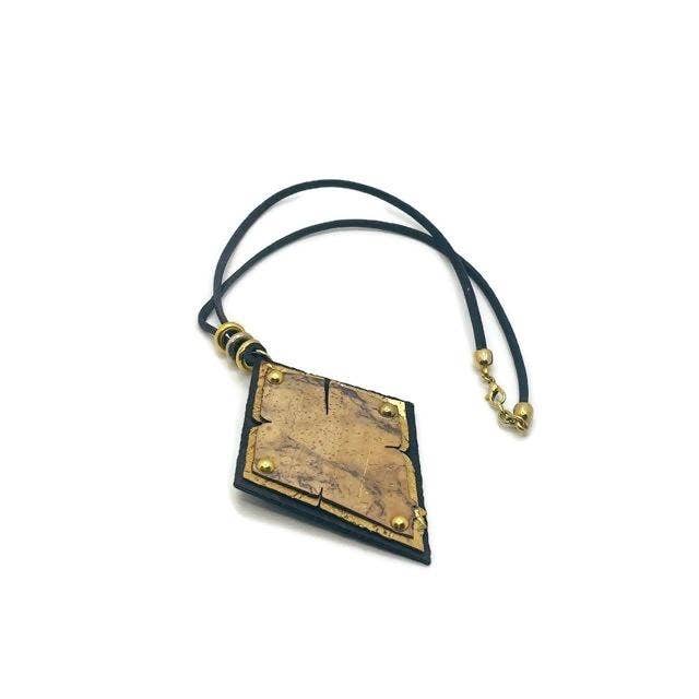 Luxury Cork Necklace in Black and Gold Diamond Design